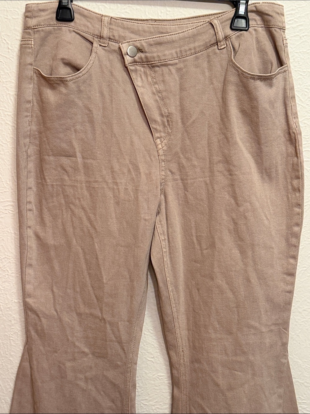 🤠🤠🤠BOGOHO🤠🤠🤠Versona Women’s Flared Jeans in Taupe-12 - Picture 2 of 10